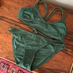 2/$30❤️ Forest Green Ribbed String Bikini